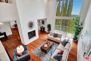 Single Family Residence, 4747 Abargo st, Woodland Hills, CA 91364 - 3