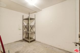 Condominium, 5534 Sylmar ave, Sherman Oaks, CA 91401 - 26