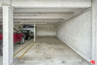 Condominium, 5534 Sylmar ave, Sherman Oaks, CA 91401 - 27