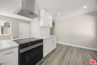 Single Family Residence, 121 Elm ave, Fullerton, CA 92832 - 28