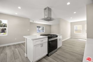 Single Family Residence, 121 Elm ave, Fullerton, CA 92832 - 11