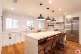 Single Family Residence, 23721 Mariano st, Woodland Hills, CA 91367 - 14