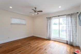 Single Family Residence, 23721 Mariano st, Woodland Hills, CA 91367 - 33