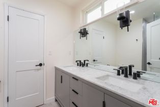 Single Family Residence, 23721 Mariano st, Woodland Hills, CA 91367 - 25