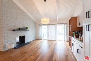 Single Family Residence, 23721 Mariano st, Woodland Hills, CA 91367 - 5