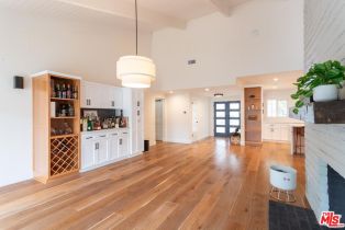 Single Family Residence, 23721 Mariano st, Woodland Hills, CA 91367 - 3