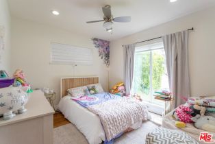 Single Family Residence, 23721 Mariano st, Woodland Hills, CA 91367 - 28