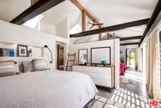 , 28036 Sea Lane Drive, Malibu, CA 90265 - 9