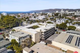 Condominium, 2311 4th st, Santa Monica, CA 90405 - 2
