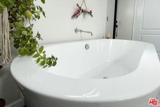 Single Family Residence, 114 Pacific ave, Venice, CA 90291 - 46