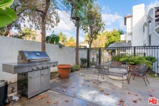 , 1031 Crescent Heights, West Hollywood , CA 90046 - 3