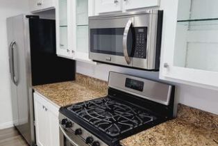 , 1031 Crescent Heights, West Hollywood , CA 90046 - 11