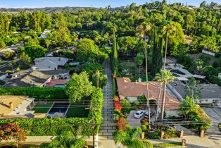 Single Family Residence, 18762 Wells dr, Tarzana, CA 91356 - 10