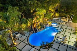 Single Family Residence, 18762 Wells dr, Tarzana, CA 91356 - 15