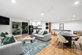 Single Family Residence, 18762 Wells dr, Tarzana, CA 91356 - 64