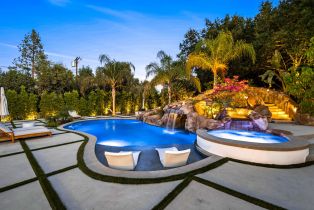 Single Family Residence, 18762 Wells dr, Tarzana, CA 91356 - 56