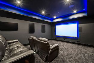 Single Family Residence, 18762 Wells dr, Tarzana, CA 91356 - 40