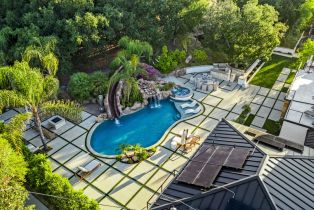 Single Family Residence, 18762 Wells dr, Tarzana, CA 91356 - 4