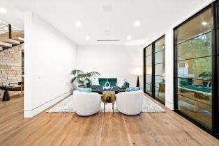 Single Family Residence, 18762 Wells dr, Tarzana, CA 91356 - 37