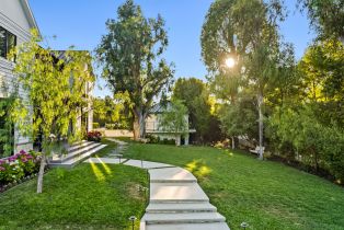 Single Family Residence, 18762 Wells dr, Tarzana, CA 91356 - 22