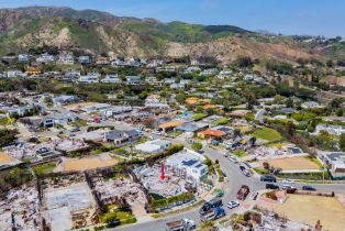 , 18105 Wakecrest dr, Malibu, CA 90265 - 4