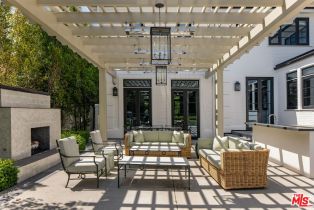 Single Family Residence, 610 Canon dr, Beverly Hills, CA 90210 - 9