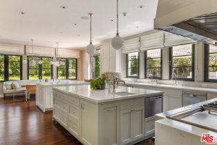 Single Family Residence, 610 Canon dr, Beverly Hills, CA 90210 - 14