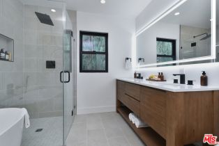 Single Family Residence, 15431 Milbank st, Encino, CA 91436 - 32