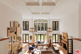 Single Family Residence, 3901 Longridge ave, Sherman Oaks, CA 91423 - 5