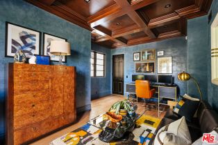 Single Family Residence, 3901 Longridge ave, Sherman Oaks, CA 91423 - 12