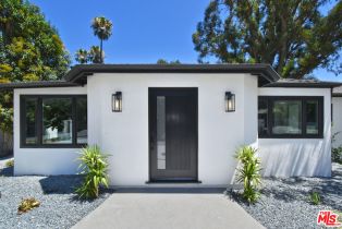 Single Family Residence, 19061 Wells dr, Tarzana, CA 91356 - 7