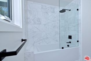 Single Family Residence, 19061 Wells dr, Tarzana, CA 91356 - 38