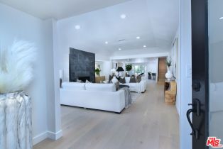 Single Family Residence, 19061 Wells dr, Tarzana, CA 91356 - 8