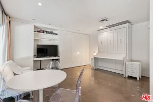Condominium, 8787 Shoreham dr, West Hollywood , CA 90069 - 4