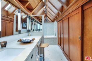 , 133 Ocean Park blvd, Santa Monica, CA 90405 - 33