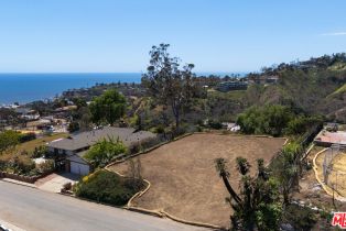 , 729 Enchanted way, Pacific Palisades, CA 90272 - 4