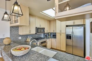 , 6453 Zuma View pl, Malibu, CA 90265 - 4