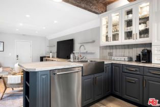 Single Family Residence, 305 Grand Canal, Newport Beach, CA 92662 - 11