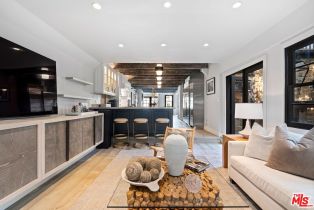 Single Family Residence, 305 Grand Canal, Newport Beach, CA 92662 - 12