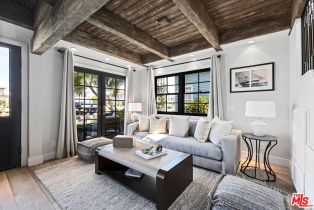 Single Family Residence, 305 Grand Canal, Newport Beach, CA 92662 - 8