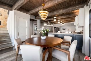 Single Family Residence, 305 Grand Canal, Newport Beach, CA 92662 - 2