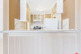 , 5454 Zelzah ave, Encino, CA 91316 - 8