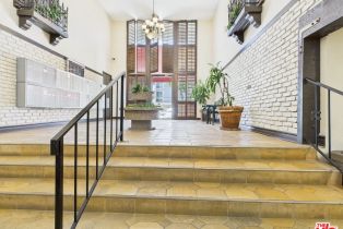 , 5454 Zelzah ave, Encino, CA 91316 - 2