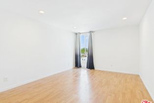 , 5454 Zelzah ave, Encino, CA 91316 - 6