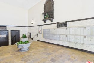 , 5454 Zelzah ave, Encino, CA 91316 - 4