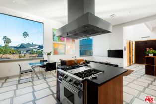 Single Family Residence, 817 ENCHANTED way, Pacific Palisades, CA 90272 - 18