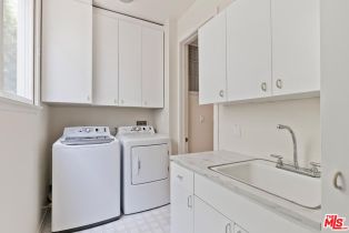 Single Family Residence, 1307 Ozone ave, Santa Monica, CA 90405 - 40