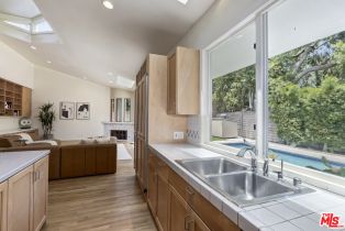 Single Family Residence, 1307 Ozone ave, Santa Monica, CA 90405 - 24
