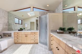 Single Family Residence, 1307 Ozone ave, Santa Monica, CA 90405 - 35