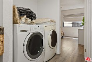 Condominium, 5310 Circle dr, Sherman Oaks, CA 91401 - 4